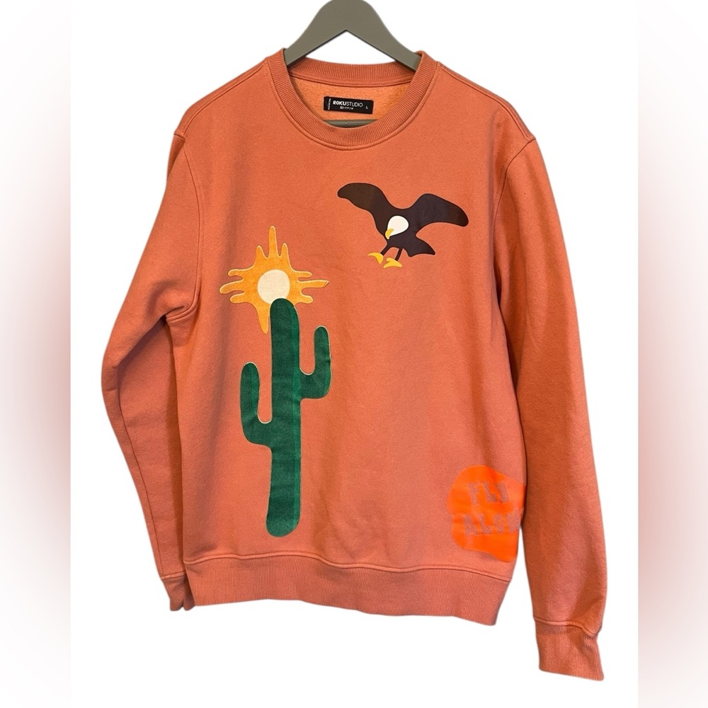 Roku Studio Stay Wild Felt and Print Graphic Crewneck Sweatshirt Sz L Granola